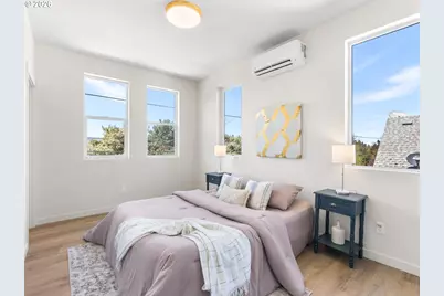 5870 N Missouri Ave, Portland, OR 97217 - Photo 7