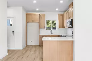 5870 N Missouri Ave, Portland, OR 97217 - Photo 23