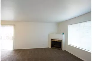 1462 NE Thomas Ct, Hillsboro, OR 97124 - Photo 3