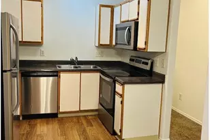 1462 NE Thomas Ct, Hillsboro, OR 97124 - Photo 7