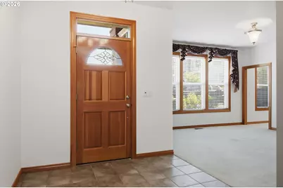 10190 SE Wyndham Way, Happy Valley, OR 97086 - Photo 7
