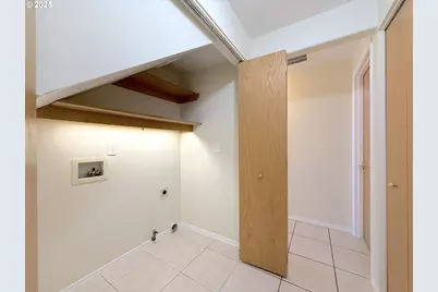 3933 Dorchester Ln, Eugene, OR 97404 - Photo 29