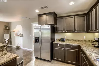 2213 SE 60th Ave, Portland, OR 97215 - Photo 9