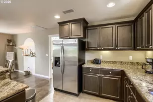 2213 SE 60th Ave, Portland, OR 97215 - Photo 9