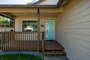 1045 NE 13th Ave, Rockaway Beach, OR 97136 - Photo 3