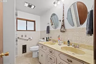 472 7th Ave, Hammond, OR 97121 - Photo 11