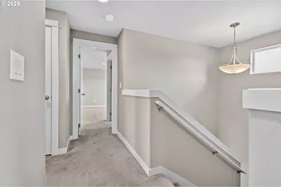 1375 Lorien Ln, Eugene, OR 97404 - Photo 17