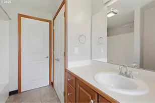 801 SE 37th Ave, Hillsboro, OR 97123 - Photo 29