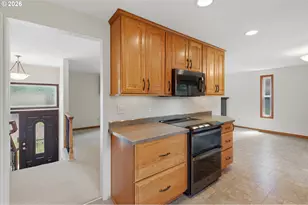 801 SE 37th Ave, Hillsboro, OR 97123 - Photo 15