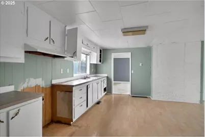 1110 6th Ave, Seaside, OR 97138 - Photo 17