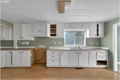 1110 6th Ave, Seaside, OR 97138 - Photo 15