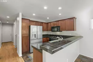 16784 NW Arizona Dr, Beaverton, OR 97006 - Photo 7