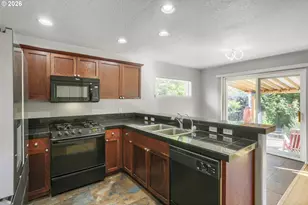 16784 NW Arizona Dr, Beaverton, OR 97006 - Photo 9