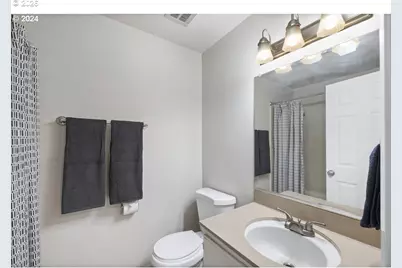 2921 NE Rene Ave #15-B, Gresham, OR 97030 - Photo 9