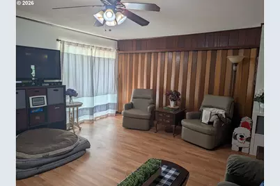 3400 7th St, Hubbard, OR 97032 - Photo 23