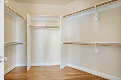 2633 NW Holloway Dr, Portland, OR 97229 - Photo 19