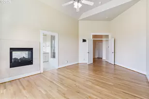 2633 NW Holloway Dr, Portland, OR 97229 - Photo 15