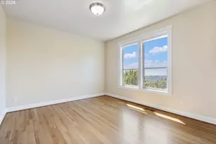 2633 NW Holloway Dr, Portland, OR 97229 - Photo 27
