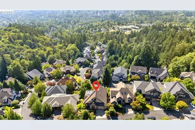 2633 NW Holloway Dr, Portland, OR 97229 - Photo 45