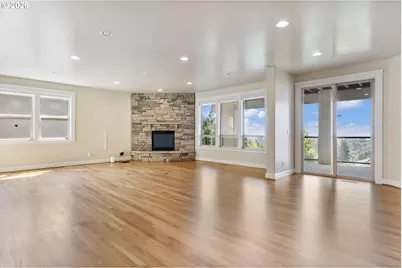 2633 NW Holloway Dr, Portland, OR 97229 - Photo 23