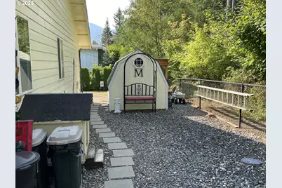 270 NW Bulldog Dr, Stevenson, WA 98648 - Photo 35