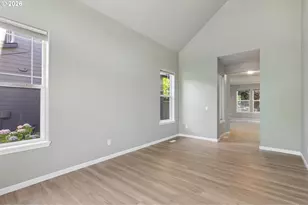 5653 SW Lee St, Tualatin, OR 97062 - Photo 9