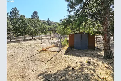 3016 W 10th St, The Dalles, OR 97058 - Photo 39