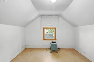 3016 W 10th St, The Dalles, OR 97058 - Photo 9