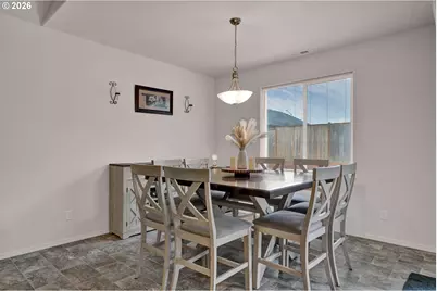 789 S 52nd Pl, Springfield, OR 97478 - Photo 19