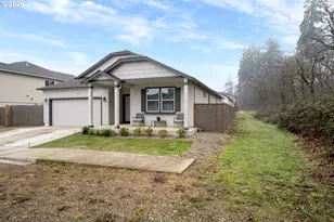 789 S 52nd Pl, Springfield, OR 97478 - Photo 3