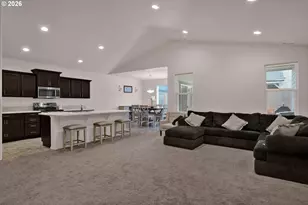 789 S 52nd Pl, Springfield, OR 97478 - Photo 7