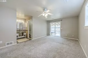 6876 Simeon Dr, Springfield, OR 97478 - Photo 29