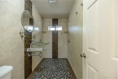 6876 Simeon Dr, Springfield, OR 97478 - Photo 33