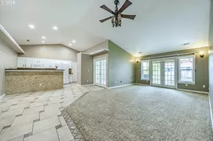 6876 Simeon Dr, Springfield, OR 97478 - Photo 9