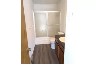 311 SW Jasmine Ct, McMinnville, OR 97128 - Photo 13