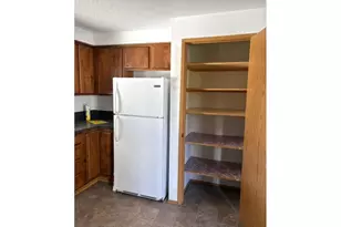 311 SW Jasmine Ct, McMinnville, OR 97128 - Photo 7