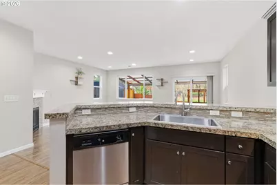 13869 SE Siskin Ln, Happy Valley, OR 97015 - Photo 11