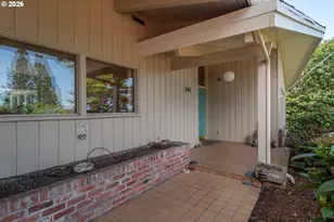 541 SE Terrace Dr, Roseburg, OR 97470 - Photo 7