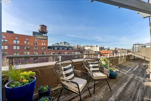 408 NW 12th Ave, Portland, OR 97209 - Photo 21