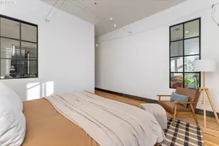 408 NW 12th Ave, Portland, OR 97209 - Photo 15