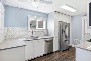 6402 SE 89th Ave, Portland, OR 97266 - Photo 21