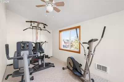 36189 Highway 58, Pleasant Hill, OR 97455 - Photo 21