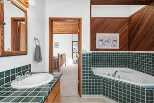 36189 Hwy 58, Pleasant Hill, OR 97455 - Photo 15