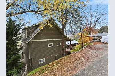 608 Columbia Ave, Lyle, WA 98635 - Photo 47