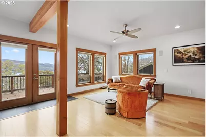 608 Columbia Ave, Lyle, WA 98635 - Photo 7