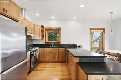 608 Columbia Ave, Lyle, WA 98635 - Photo 19