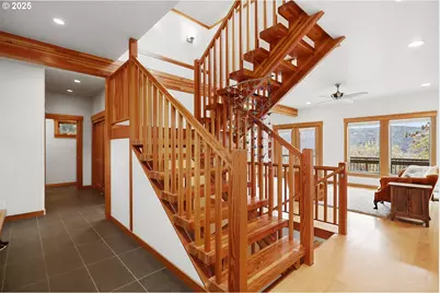 608 Columbia Ave, Lyle, WA 98635 - Photo 5