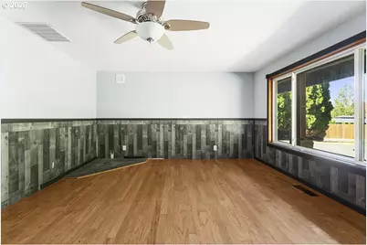 15856 SW Sunset Ct, Sherwood, OR 97140 - Photo 7
