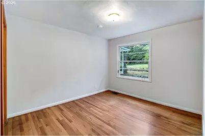 1911 SW Marigold St, Portland, OR 97219 - Photo 21