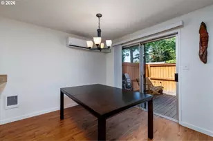 9124 SW Wilshire St, Portland, OR 97225 - Photo 11